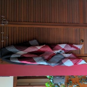 Pashmina -- Thick and Cozy